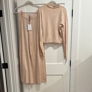 Cream Lounge Set